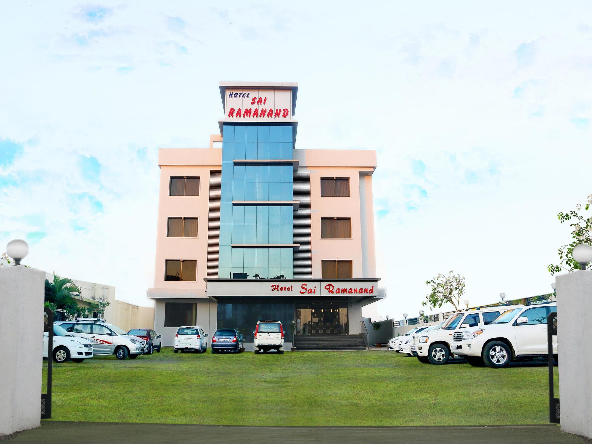 Hotel Sai Ramanand Shirdi Esterno foto